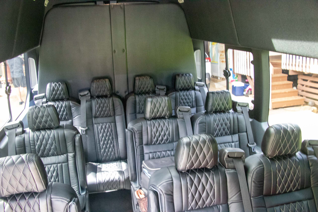 hawaiiairportshuttle maui airport shuttle seats