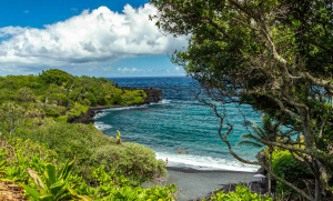 road to hana black sand beach maui